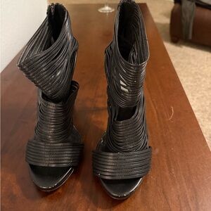Black Strappy High-Heel shoes